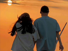 第一次跟对象牵手的情话 牵手情话最暖心短句