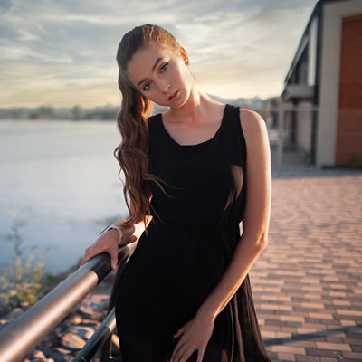 这里填写相关的信息